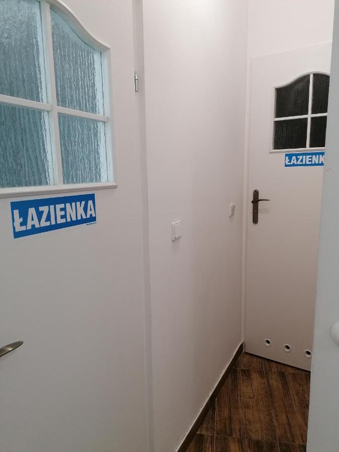 Hostel Tulip - Pokoj 5 Ze Wspolna Lazienka I Kuchnia シュチェチン エクステリア 写真