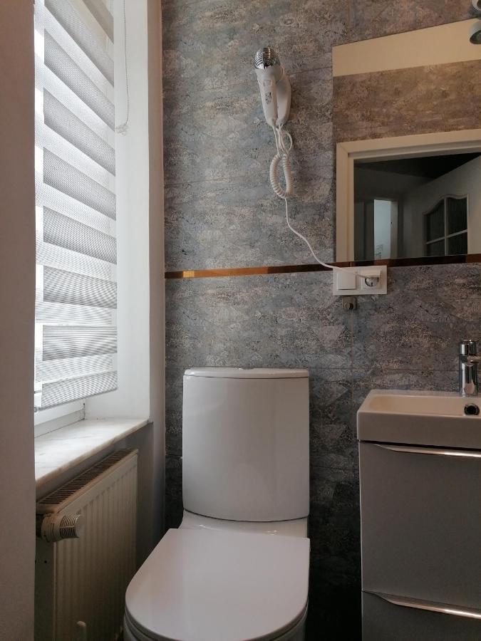 Hostel Tulip - Pokoj 5 Ze Wspolna Lazienka I Kuchnia シュチェチン エクステリア 写真